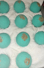 Load image into Gallery viewer, LAVENDER BATH BOMB
