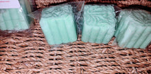 Load image into Gallery viewer, LEMONGRASS MINT SHOWER STEAMERS

